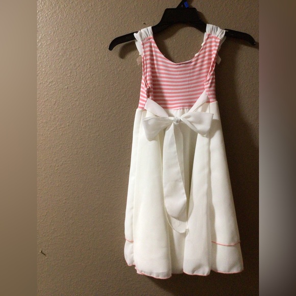 KID’S DREAM FORMAL DRESS - Picture 2 of 13